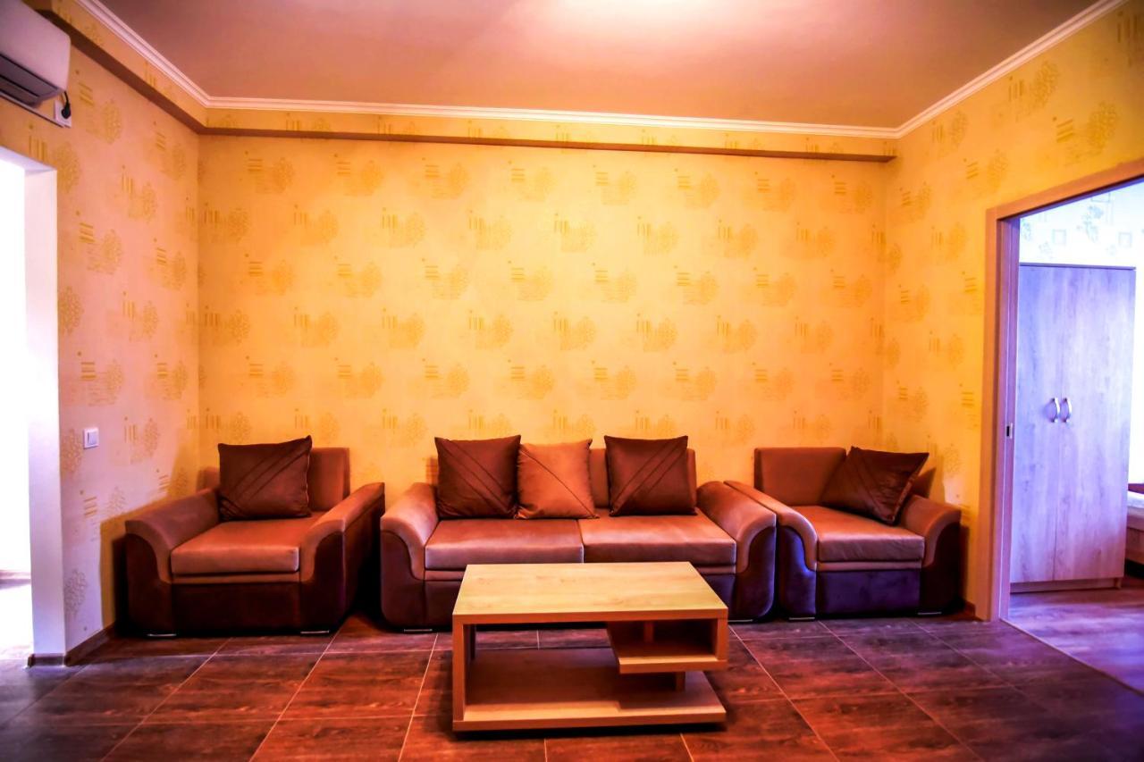 Hotel Blue Ridge Tbilisi Bagian luar foto