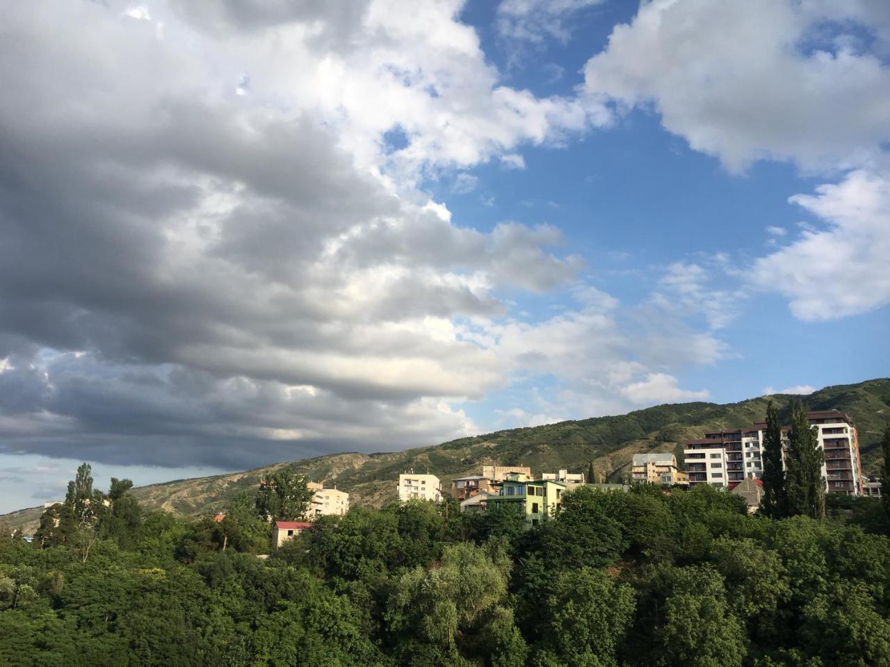 Hotel Blue Ridge Tbilisi Bagian luar foto