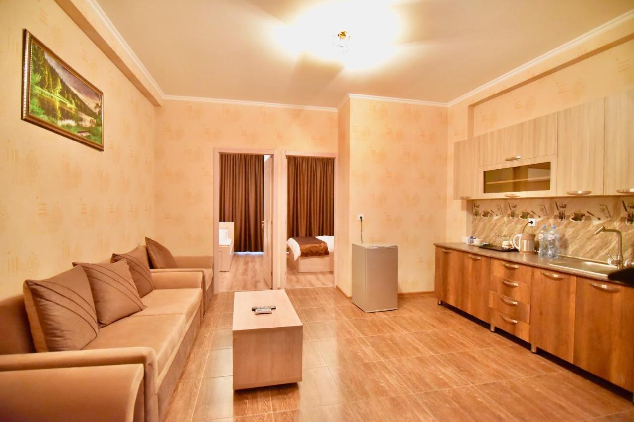 Hotel Blue Ridge Tbilisi Bagian luar foto